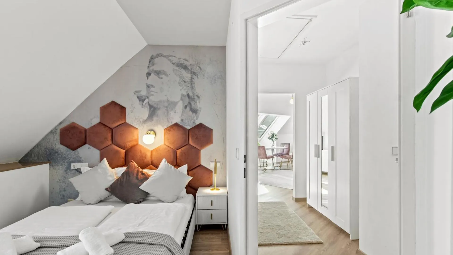 Hotel Modern City-View Stay In The Heart Of Vienna